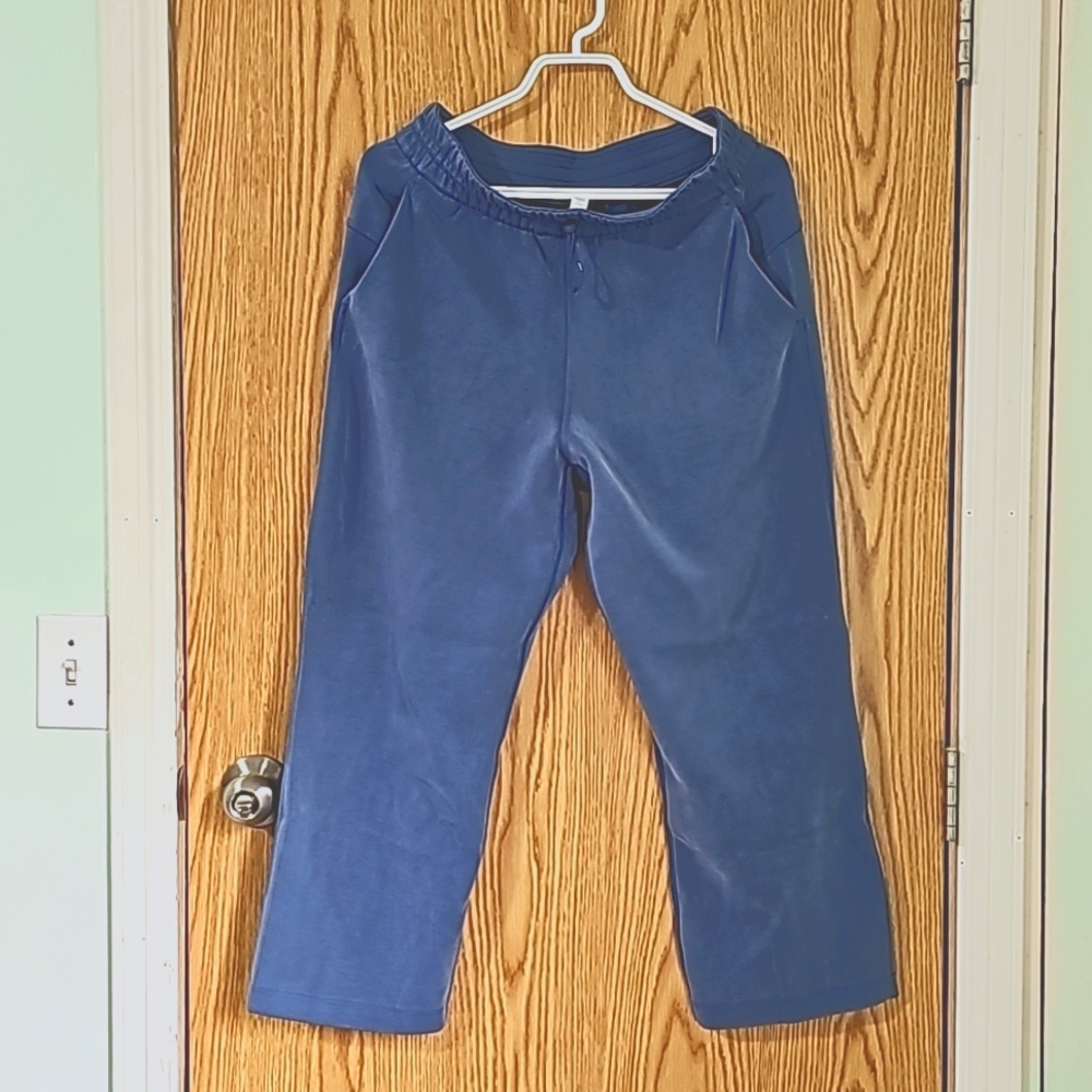 Lululemon Softstreme High-Rise Pants